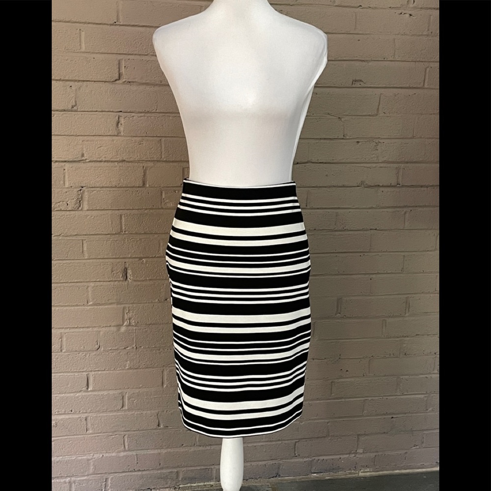 Ann Taylor striped pencil skirt 0
